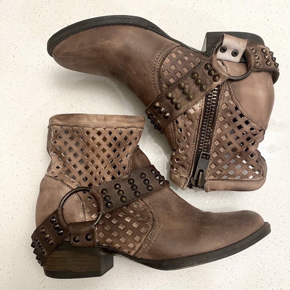 Very Volatile Leather Studded Booties